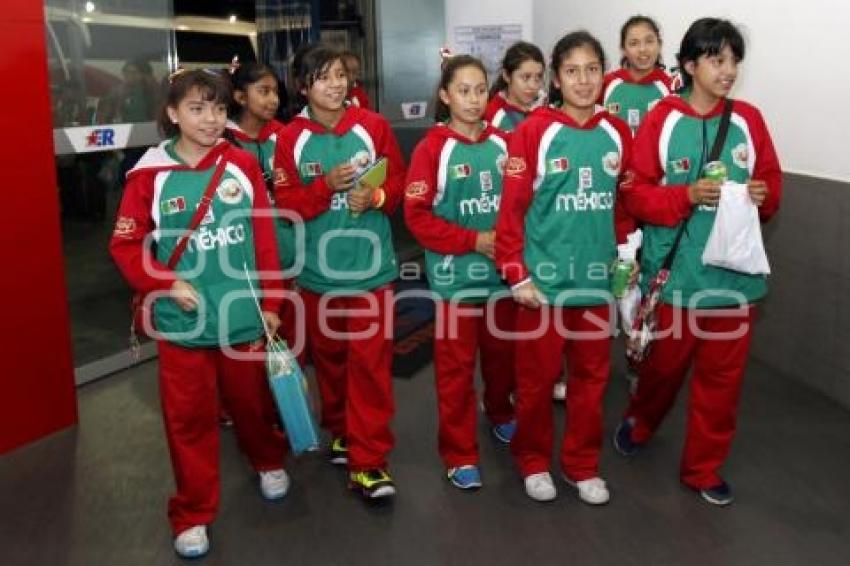 LLEGA EQUIPO FEMENIL GANADOR IV FESTIVAL MUNDIAL DE MINI BALONCESTO