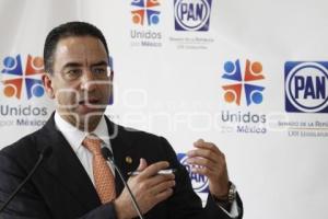 SENADOR JAVIER LOZANO ALARCÓN