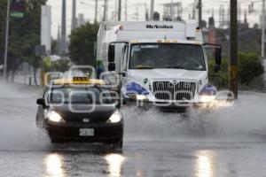 LLUVIAS. RAYMOND