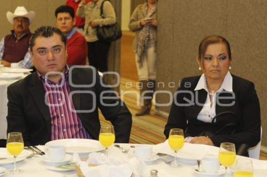 REUNIÓN HOTELEROS CON SECRETARIO DE TURISMO