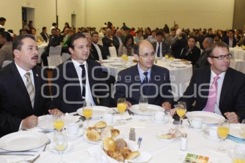 REUNIÓN HOTELEROS CON SECRETARIO DE TURISMO