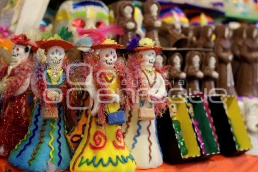 VENTA DE CALAVERITAS Y DULCES DE MUERTOS