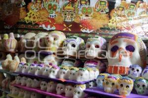 VENTA DE CALAVERITAS Y DULCES DE MUERTOS