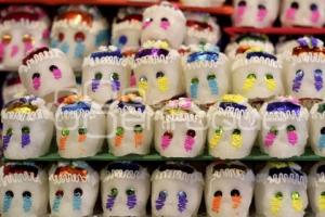 VENTA DE CALAVERITAS Y DULCES DE MUERTOS