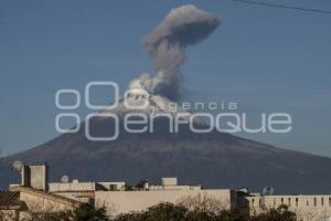 FUMAROLA VOLCÁN POPOCATÉPETL