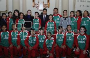 ABANDERAMIENTO EQUIPO FEMENIL DE MINIBALONCESTO "LAS BALLONETAS"