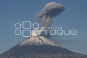 FUMAROLA VOLCÁN POPOCATÉPETL