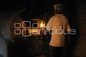 ELABORAN PAN DE MUERTO EN SANTA CATARINA