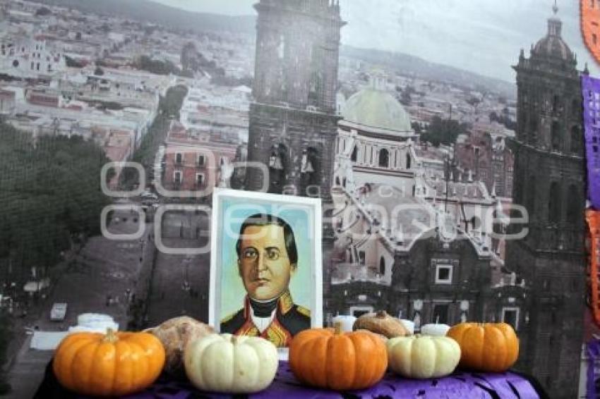 OFRENDA EN EL CENTRO EXPOSITOR