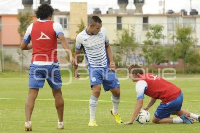 ENTRENAMIENTO DEL PUEBLA . CAMPOS DE LA NORIA