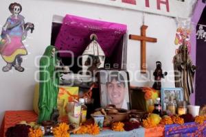 OFRENDA DE LA SANTA MUERTE