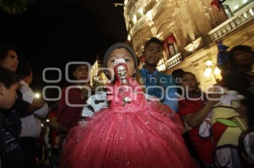 MARCHA DE FIELES A LA SANTA MUERTE