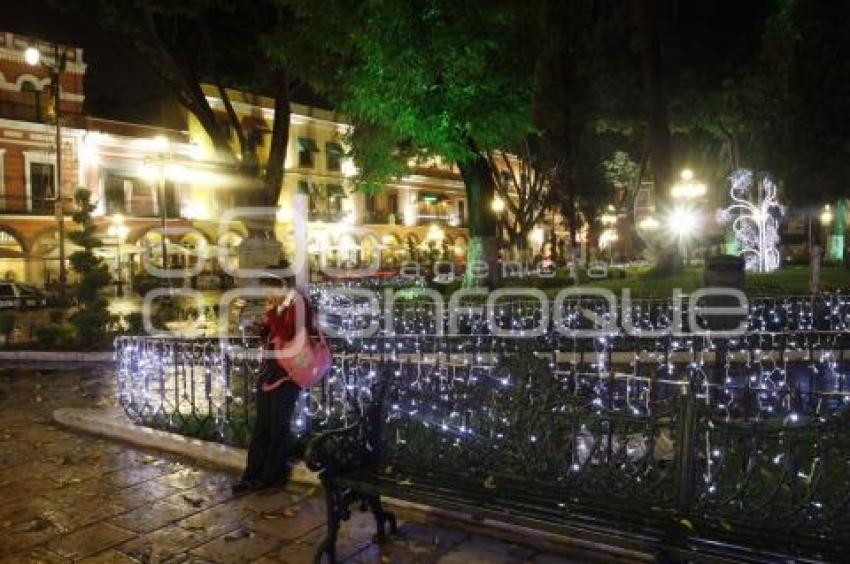 ILUMINACIÓN NAVIDEÑA CENTRO