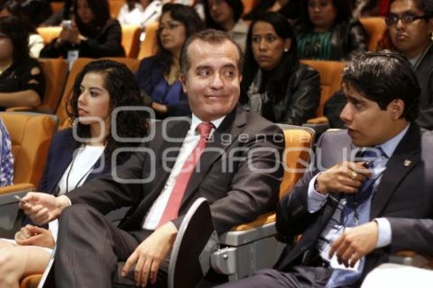 LUIS CARLOS UGALDE. SIMPOSIO ITESM