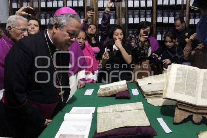 ENTREGA DEL ARCHIVO HISTÓRICO DE CATEDRAL