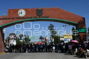 TIANGUISTAS DE TEXMELUCAN EXIGEN SEGURIDAD