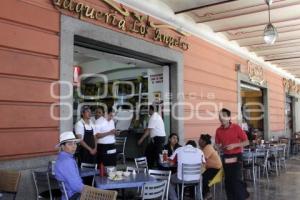 ECONOMÍA. RESTAURANTES