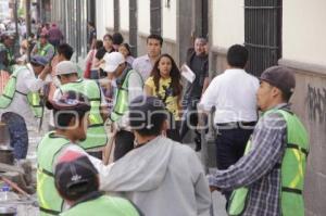 OBRAS EN REFORMA . PEATONES