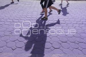 CARRERA DE 20 AÑOS DE COLORES AZTECA