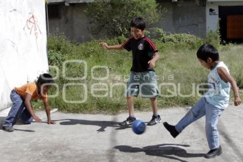 VIDA COTIDIANA. NIÑOS