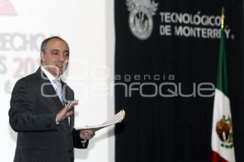 MIGUEL CARBONELL . TECNOLOGICO DE MONTERREY