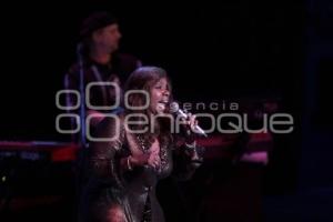 CONCIERTO . GLORIA GAYNOR