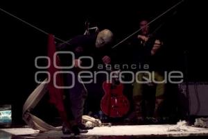 FESTIVAL DE TEATRO. FIGURENTHEATER WILDE & A VOGEL