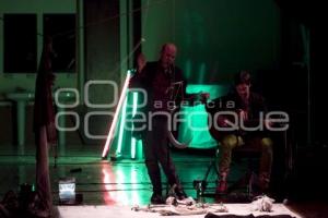 FESTIVAL DE TEATRO. FIGURENTHEATER WILDE & A VOGEL
