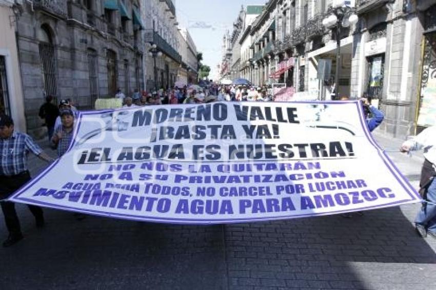 MANIFESTACIÓN DE MAESTROS Y CIUDADANOS EN CONTRA DE LA PRIVATIZACIÓN DEL AGUA