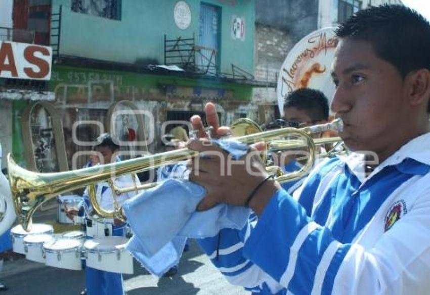 DESFILE ACATLÁN DE OSORIO