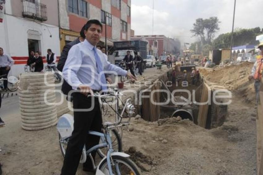 RIVERA  SUPERVISÓ OBRA
