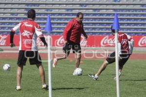 ENTRENAMIENTO LOBOS BUAP