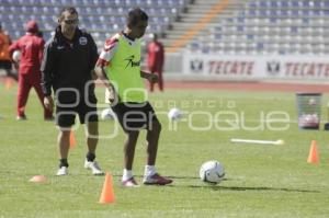 ENTRENAMIENTO LOBOS BUAP