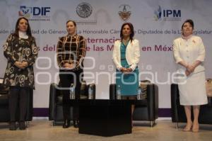 FORO INTERNACIONAL CONMEMORANDO EL VOTO FEMENINO