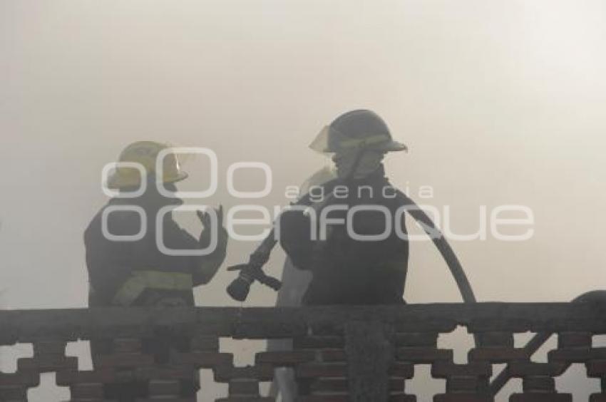 INCENDIO EN CASA HABITACIÓN