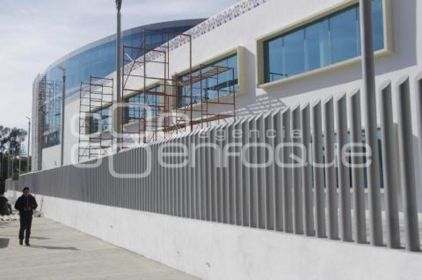 ULTIMAS DETALLES EN EDIFICIO DE LA PGJ