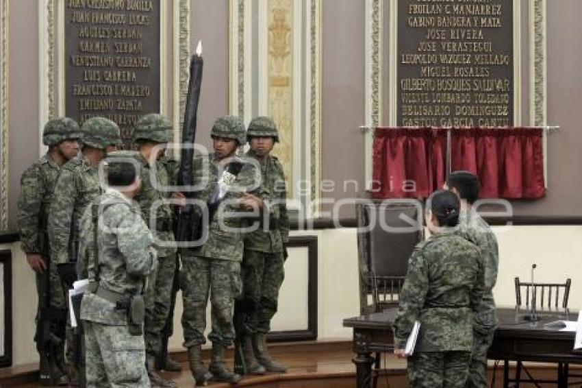 ENSAYA EJÉRCITO EN EL CONGRESO