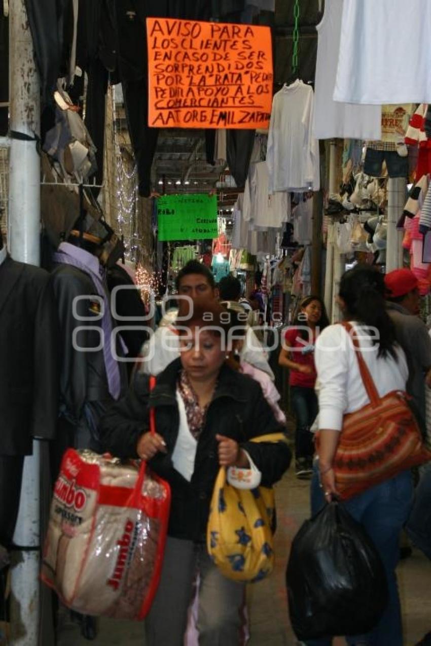 CAMPAÑA DE SEGURIDAD EN EL TIANGUIS DE SAN MARTÍN