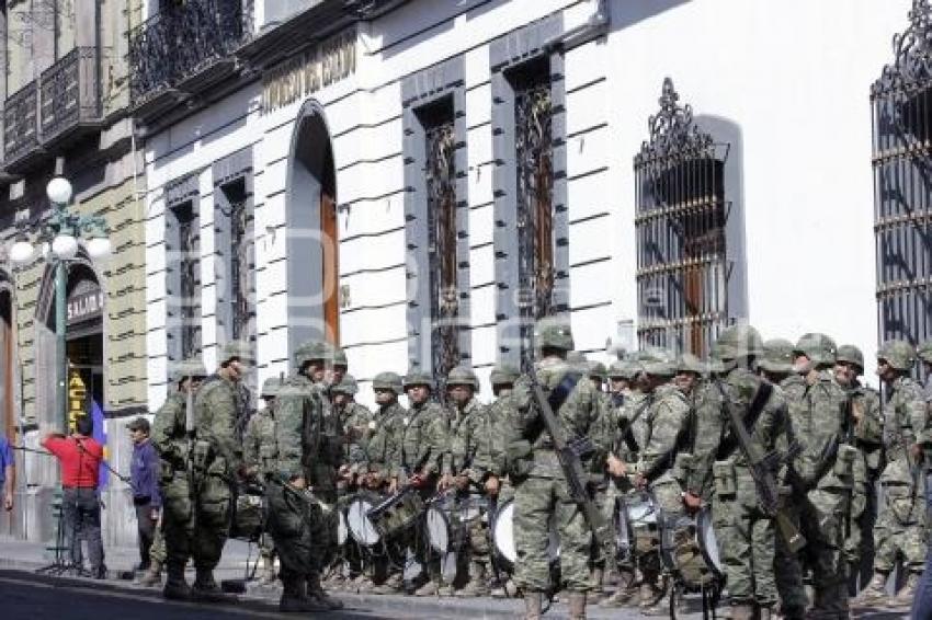 ENSAYA EJÉRCITO EN EL CONGRESO