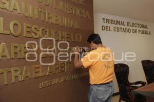 SESIÓN DEL TRIBUNAL ELECTORAL EN NUEVAS INSTALACIONES