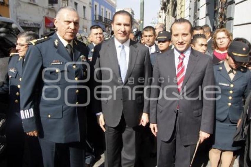 DEVELACIÓN LETRAS DE ORO EJERCITO MEXICANO . CONGRESO DEL ESTADO