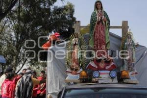 PEREGRINOS EN LA AUTOPISTA