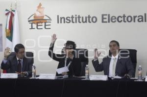 SESIÓN ESPECIAL IEE . CONSTANCIA FELIPE ÁNGELES