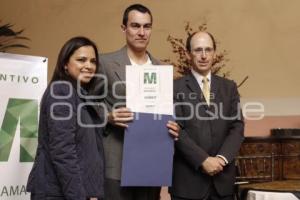 ENTREGA DE DISTINTIVO M