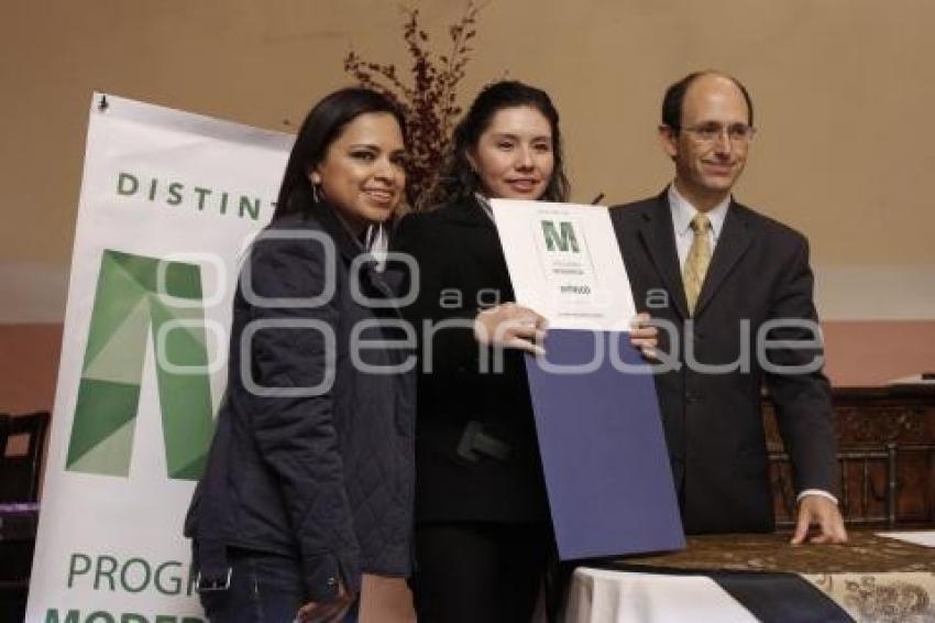 ENTREGA DE DISTINTIVO M