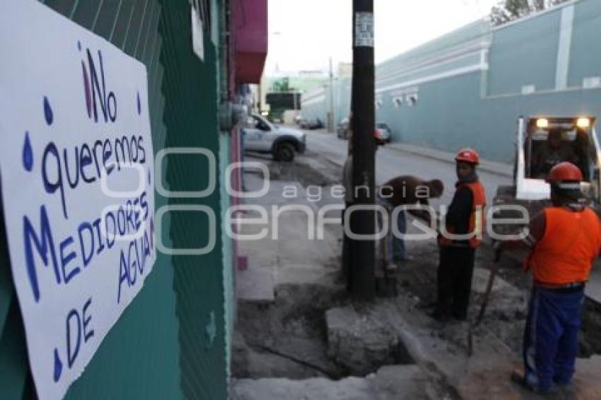 COLOCACIÓN TUBERÍAS SOAPAP