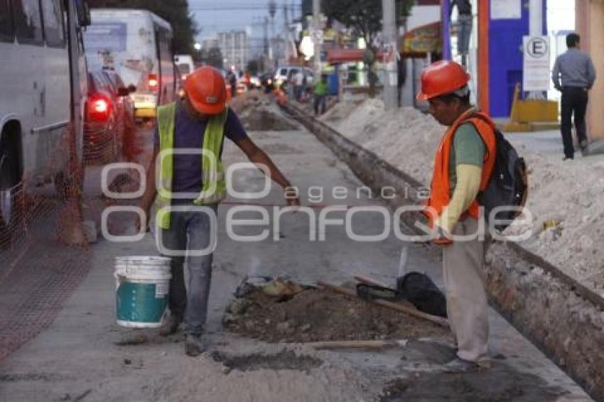 COLOCACIÓN TUBERÍAS SOAPAP