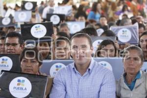 RMV. ENTREGA DE COMPUTADORAS A DOCENTES