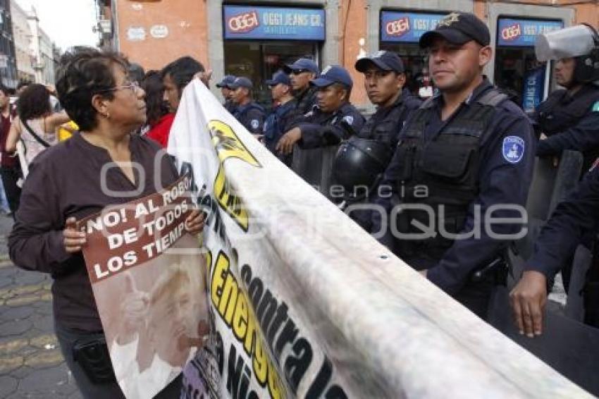 MANIFESTACIÓN CONTRA LA REFORMA ENERGÉTICA