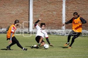 ENTRENAMIENTO DOMINICAL LOBOS BUAP
